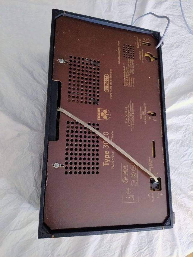 RADIO VALVULAS GRUNDIG 3020 HIFI