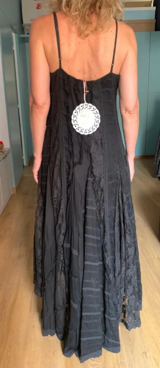 Precioso vestido negro ibicenco nuevo