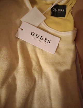 Jersey Guess Nuevo con Etiqueta