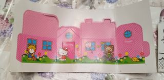 Muebles casa de muñecas de Hello Kitty