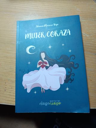 Libro "Mujer coraza" de Adriana Marrero