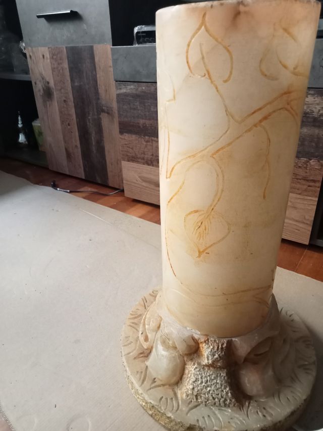 Làmpara de piedra ymármol con tallados y n 2piezas