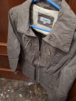 Chaqueta marca Fórmula Joven