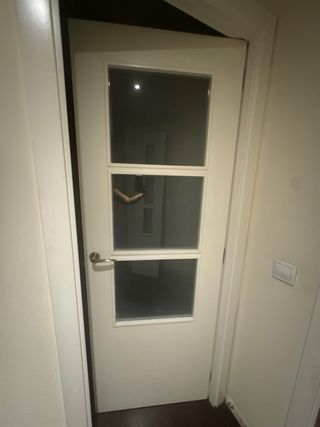 Puerta Blanca cristal