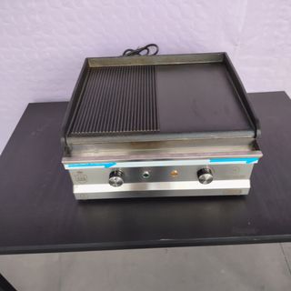 🟪 HT - Plancha Hierro Mitad Ranurada [50 cm]