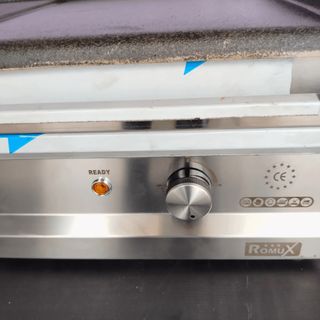 🟪 HT - Plancha Hierro Mitad Ranurada [70 cm]