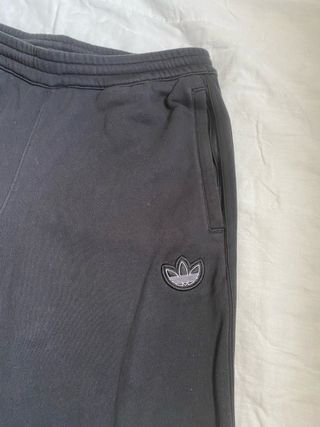 Pantalones Chándal Adidas negro
