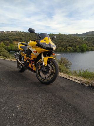 Yamaha  yzf r6