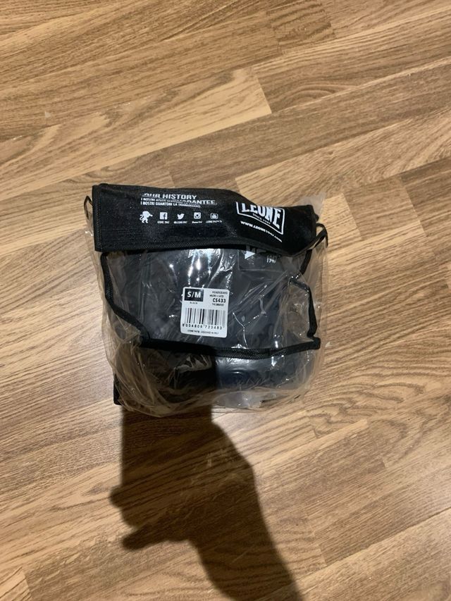 Casco boxeo “The Greatest” marca Leone