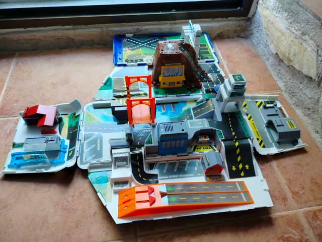 Caravana juguete convertible