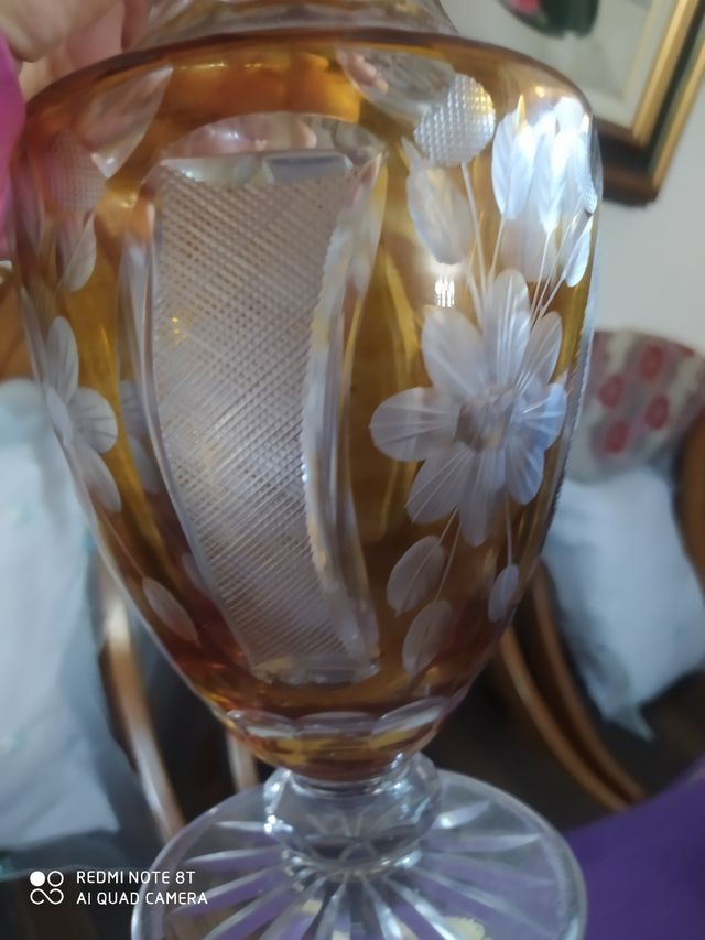 Jarron de cristal de bohemia con uranio