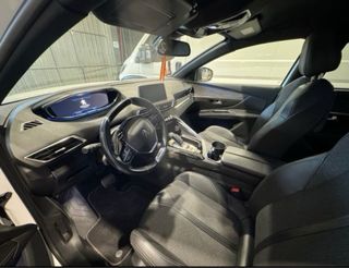 Peugeot 5008 2020