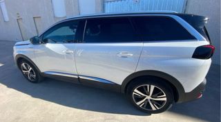Peugeot 5008 2020
