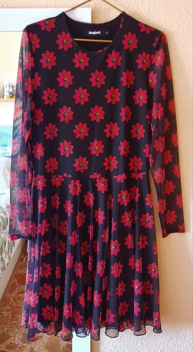 Vestido Desigual negro tul