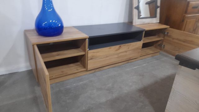 SUPER OFERTA MUEBLE BAJO TV IND II