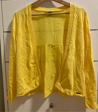 Casaco amarelo da Mayoral 14 anos