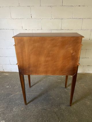 ✅escritorio madera maciza en perfecto estado