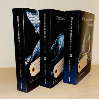 Trilogía novelas “CINCUENTA SOMBRAS”, E. L. James
