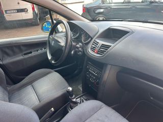 Peugeot 207 1.4 HDI