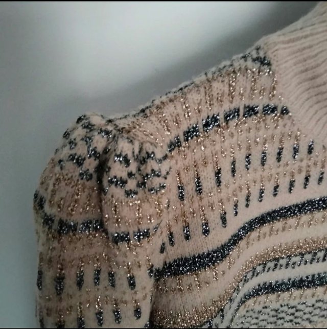 Jersey puesto 1 vez brillo hilo dorados