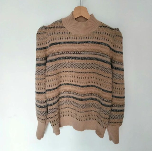 Jersey puesto 1 vez brillo hilo dorados