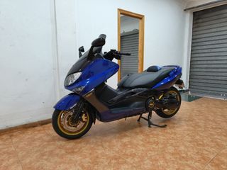 Yamaha T-Max 500