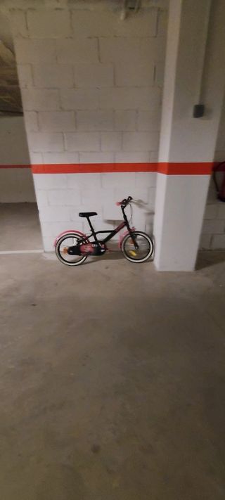 Bicicleta DECATHLON infantil casi nueva
