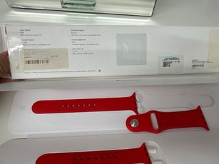 Correa apple watch product red