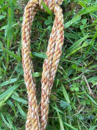 Borlon sujeta cortinas