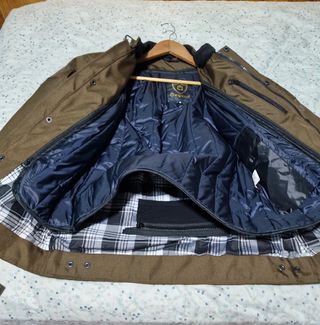 Chaqueta moto con protecciones