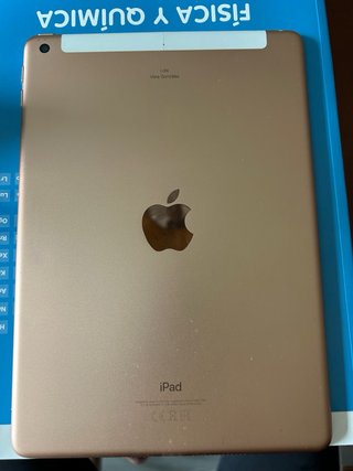 Ipad Air 1954 + Apple Pencil.