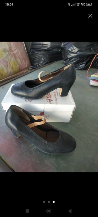 Falda flamenca + tacones