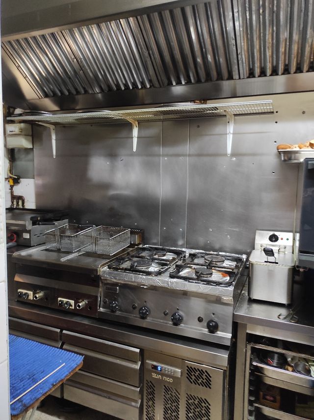 Restaurante en traspaso, licencia C3