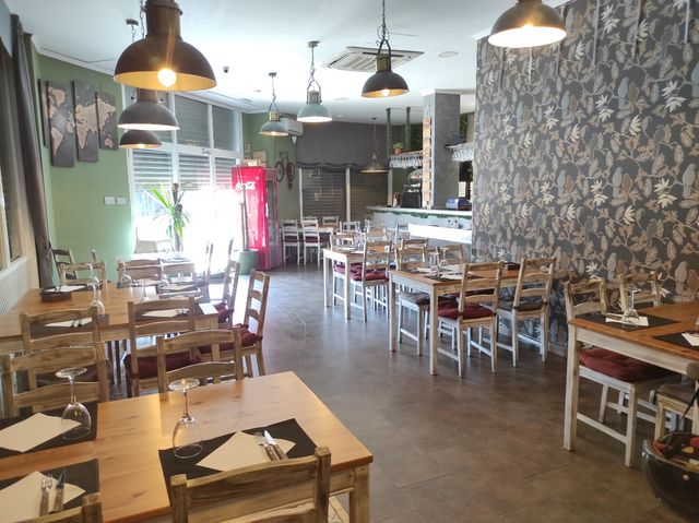 Restaurante en traspaso, licencia C3