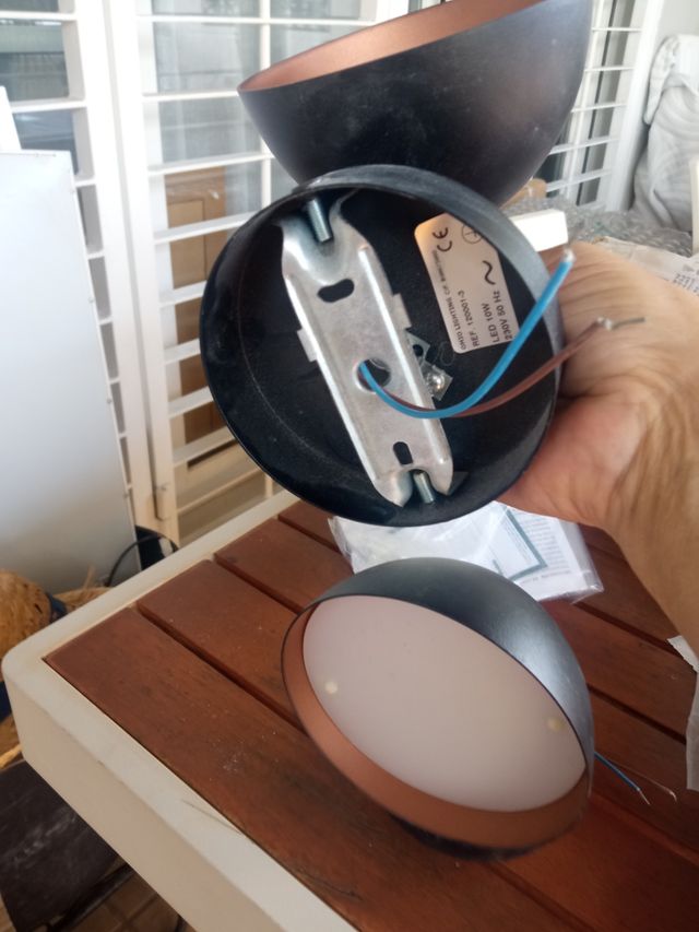 Apliques negros modernos