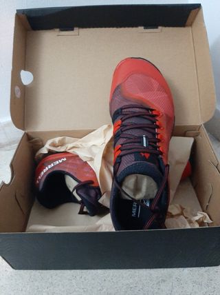 MERRELL TRAIL GLOVE 4. Talla 46,5