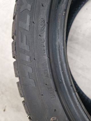 Neumático Invierno 245/45 R18 100H