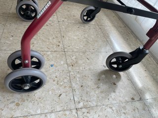 Prim Andador Rollator Push de aluminio 583658