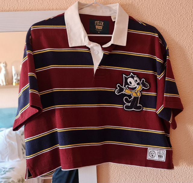 Top crop Levis Felix