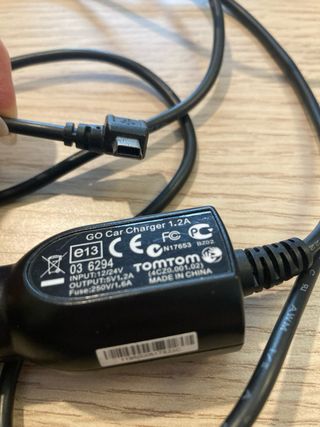 Cargador mechero TomTom