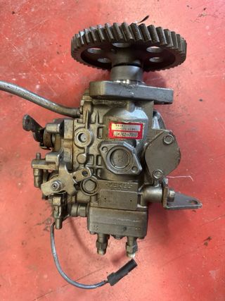 Bomba de combustible YANMAR 4LHTE