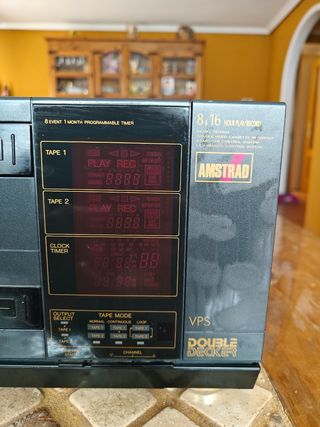 Amstrad double Decker DD8904