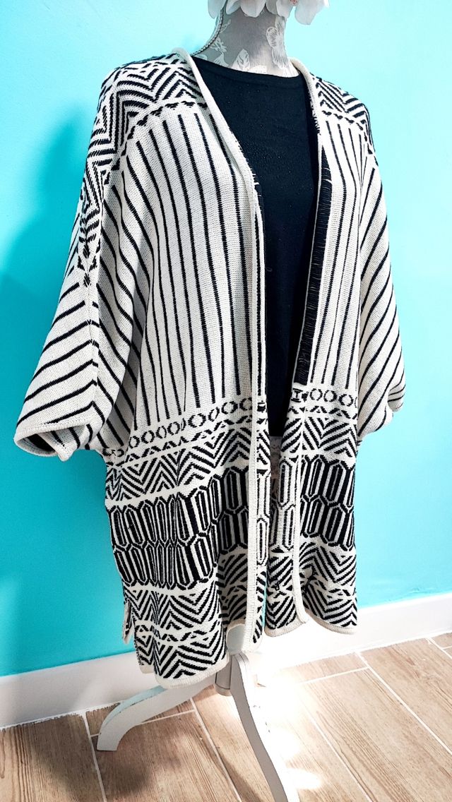 Poncho estampado T.M/L