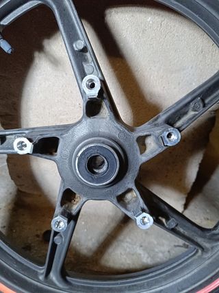 Llanta delantera Honda CBF 250