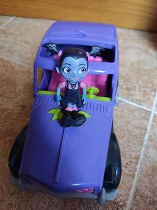 Coche de juguete vampirina