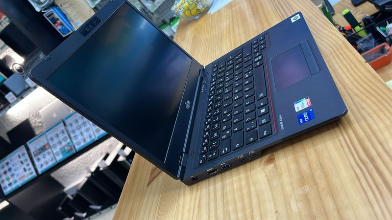 PORTATIL FUJITSU LIFEBOOK U7311 R.520 afbeelding 5