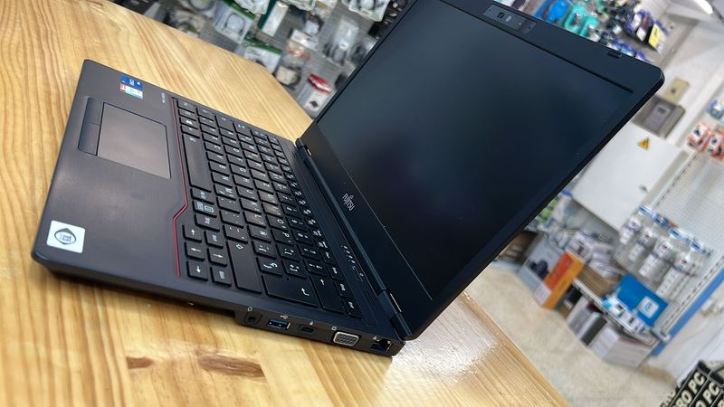 PORTATIL FUJITSU LIFEBOOK U7311 R.520 afbeelding 4