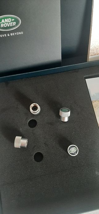 Tapones de válvulas Land Rover