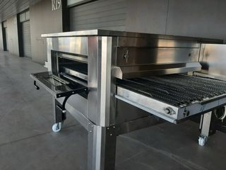 FORNO PER LA COTTURA DI 206 PIZZA ALL ’ORA