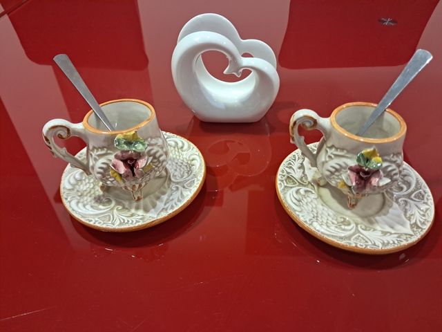 Tazzine in porcellana di capodimonte vintage